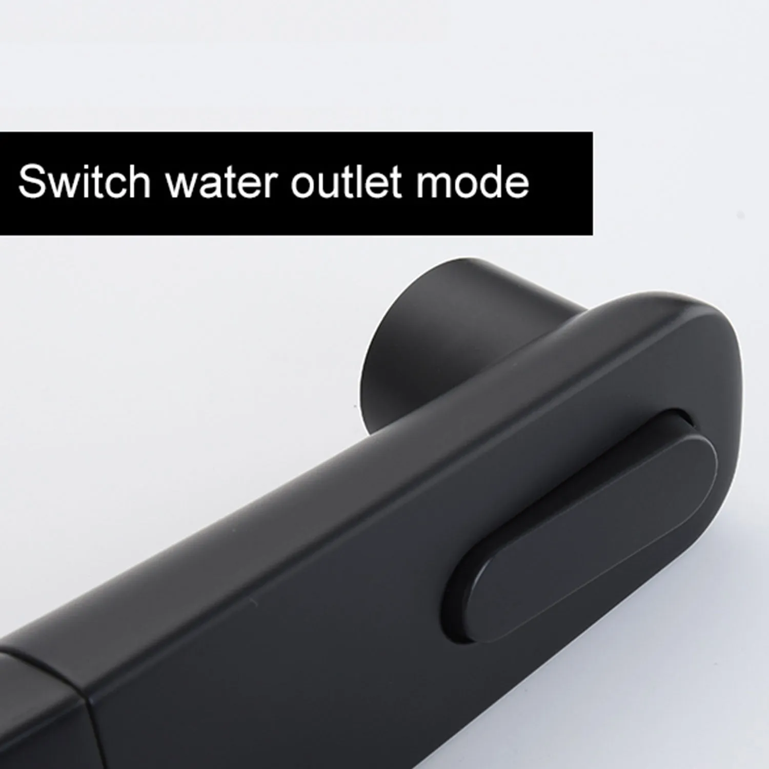 360-Degree Swivel Pull-Out Spout Bathroom Tap