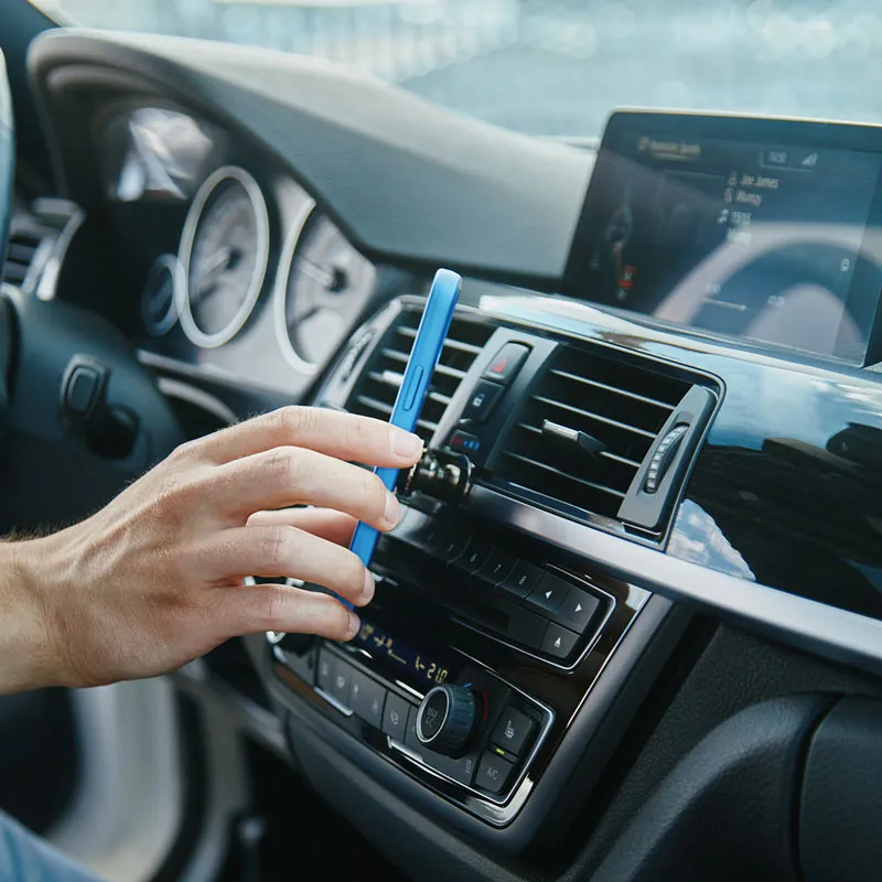 Dashboard Phone Mount